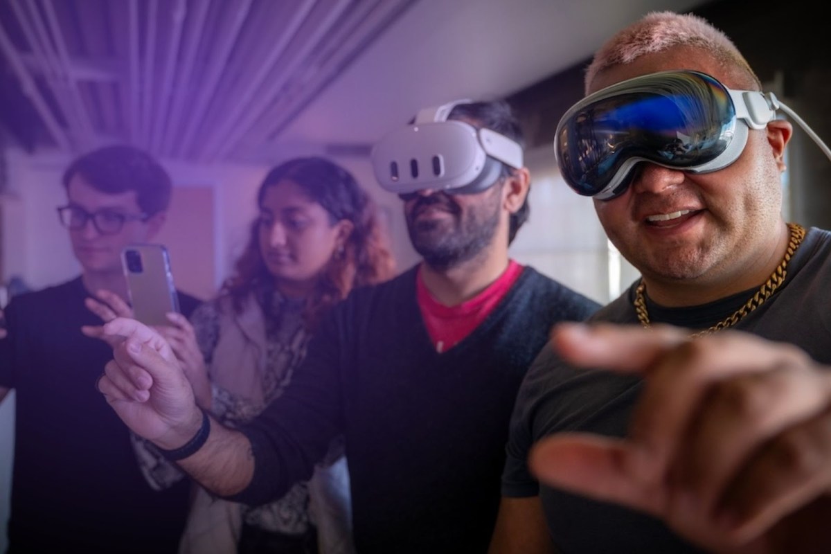 Apple Vision Pro receives Niantic 8th Wall Metaversal Deployment support