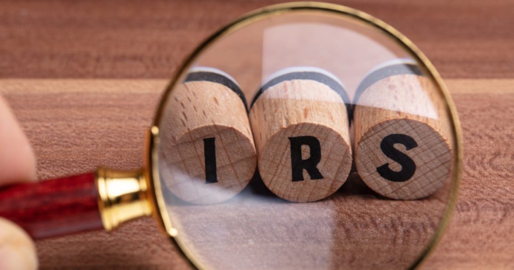 Benefits of Paying Independent Contractors in Cryptocurrency: Challenges and Solutions